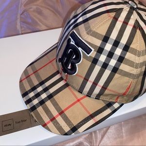 Burberry men’s hat large